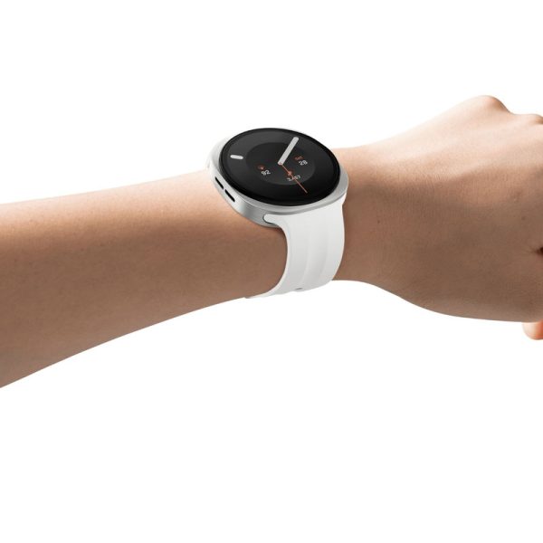 ساعت هوشمند 44 میلی‌متری سامسونگ مدل Galaxy Watch 9 با بند سیلیکونی — تصویر ۷