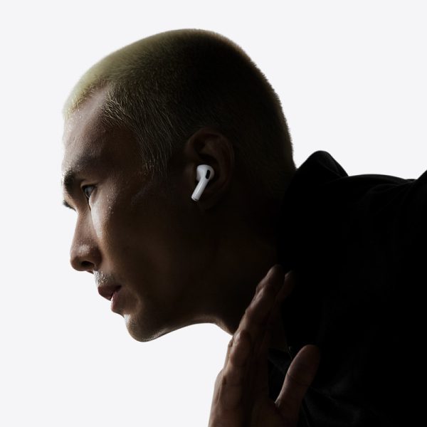 هدفون بلوتوثی اپل مدل AirPods Pro 3 با نویز کنسلینگ فعال — تصویر ۱۱