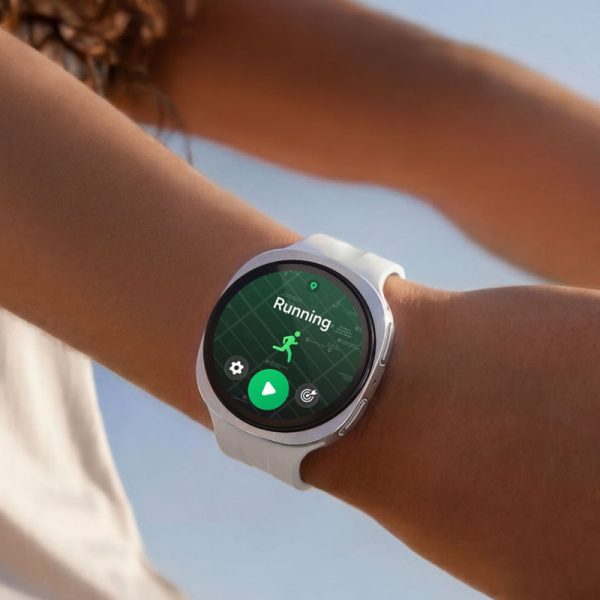 ساعت هوشمند 44 میلی‌متری سامسونگ مدل Galaxy Watch 9 با بند سیلیکونی — تصویر ۹